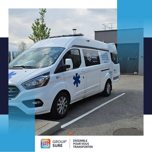 Ambulance Group’Sure devant les urgences de Voiron